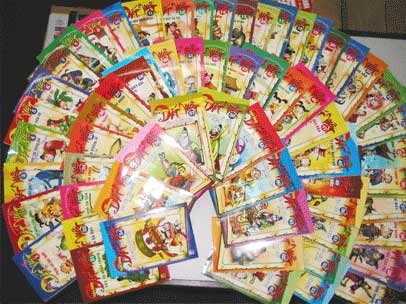 The "Than Dong Dat Viet" series are published in 2002 and have a significant success with 30,000 copies sold of every edition.